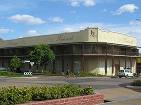 Redearth Boutique Hotel - Accommodation Perth
