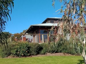 Butler's Bend Holiday Villa - Accommodation Perth